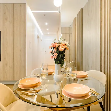 Lumina I Luxury 2br On Drewnowska St I Balcony I Parking