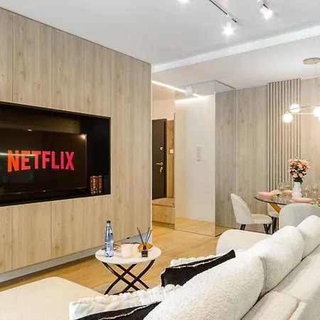 Apartment Lumina Lux On Drewnowska *
