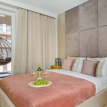 Lumina I Luxury 2br On Drewnowska St I Balcony I Parking Apartment