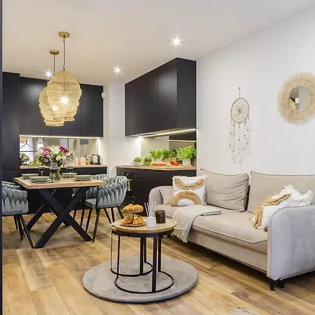 Apartment Lumina Lux On Drewnowska *