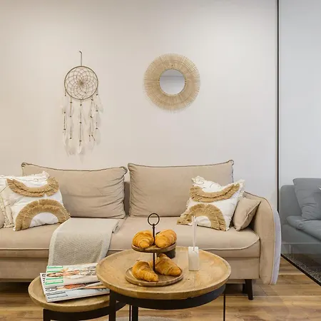 Apartment Lumina Lux On Drewnowska