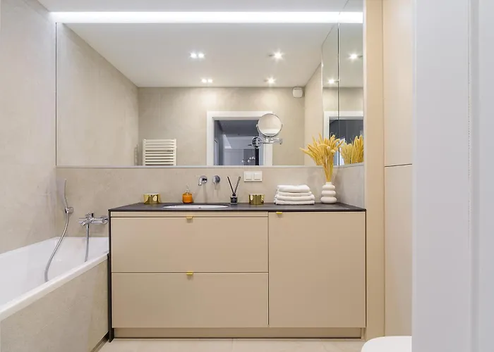 Lumina Lux On Drewnowska Łódź