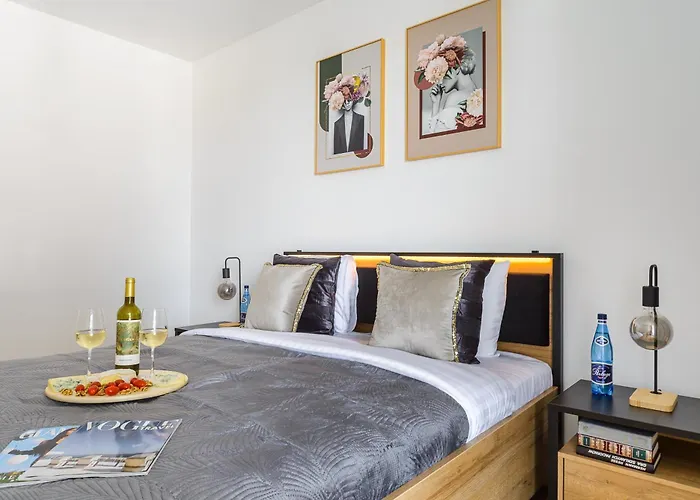 Lumina Lux On Drewnowska Łódź